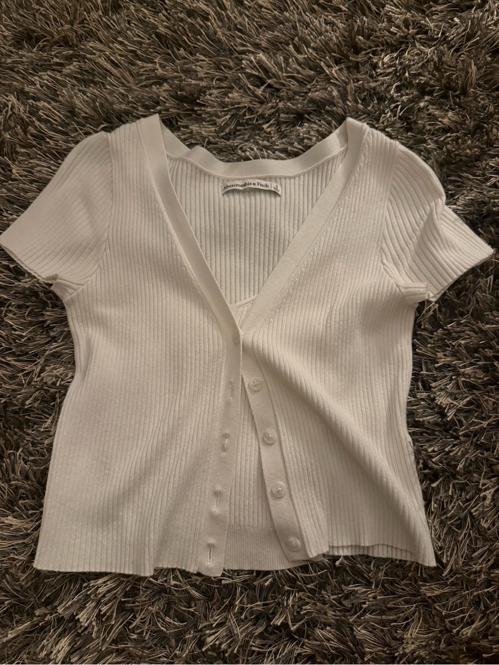 Abercrombie & Fitch Cream Ribbed V‑Neck Button Front Top